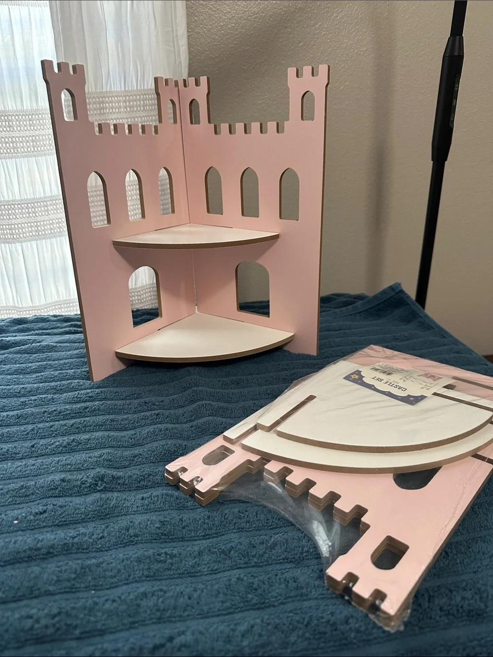 2 Pink Castle Corner Shelf Display’s NWT
